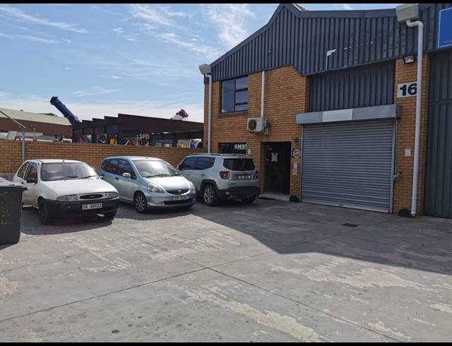 885M² WAREHOUSE FOR SALE IN KILLARNEY GARDENS